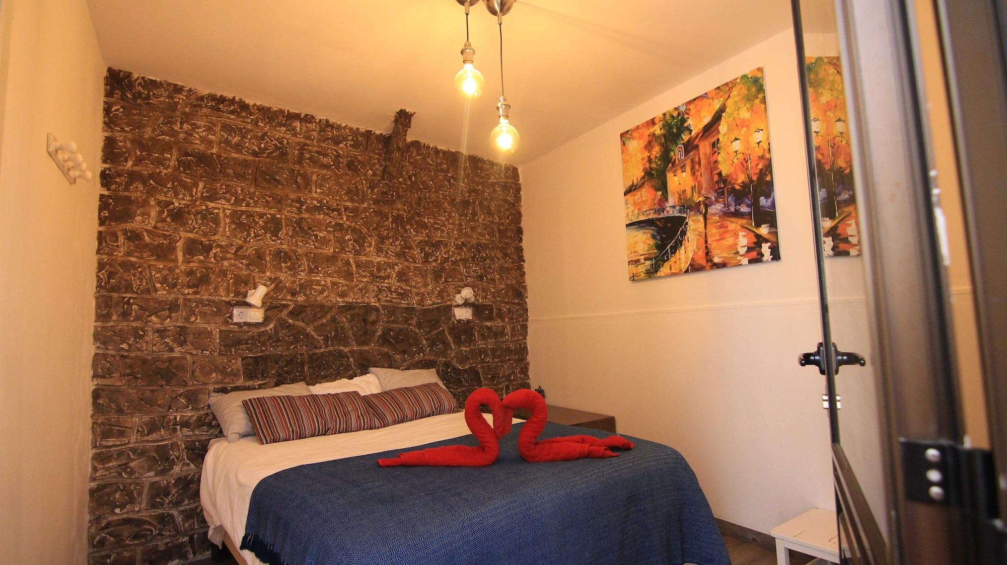 Drago Nest Hostel Icod De Los Vinos Buitenkant foto