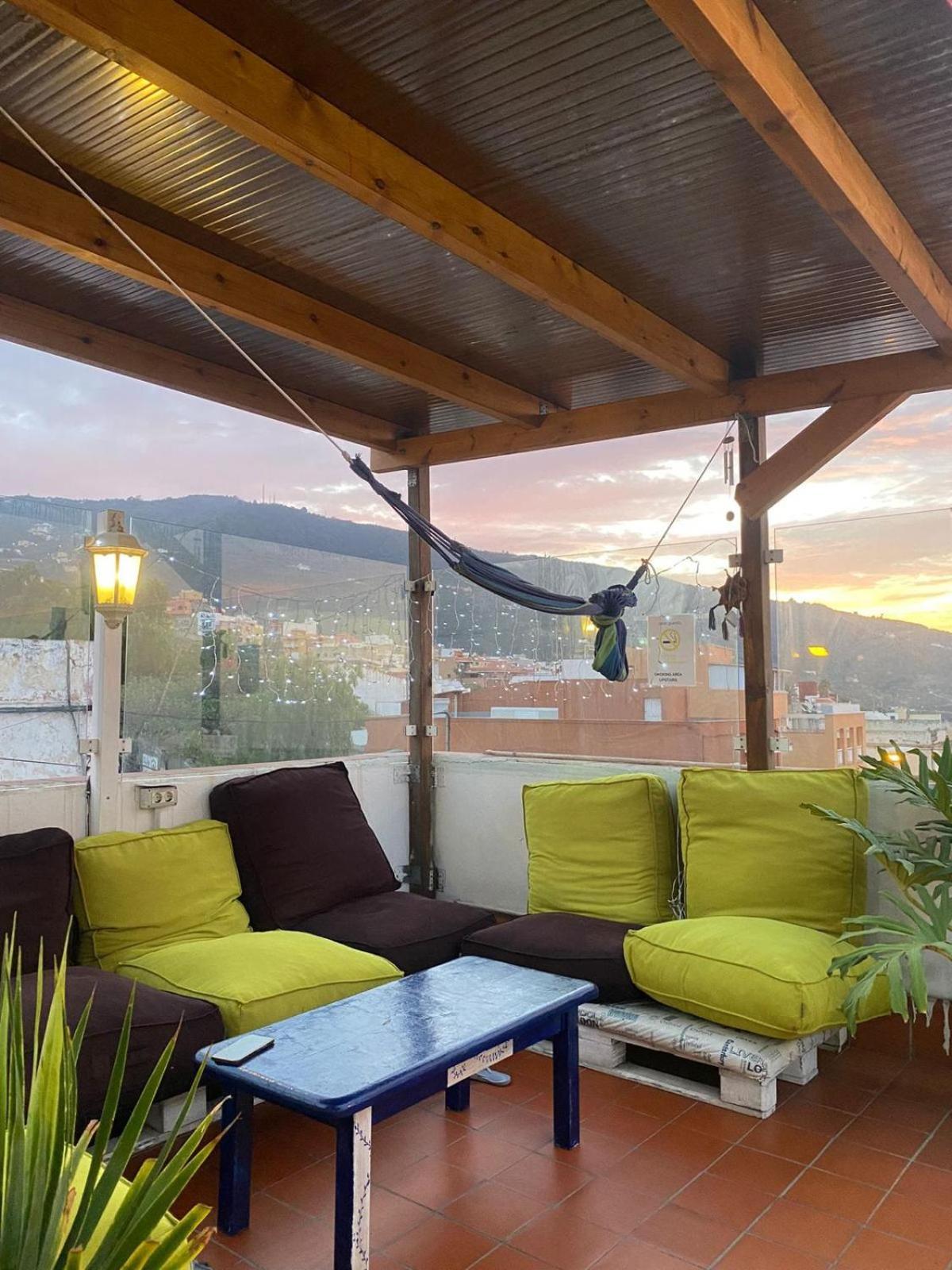 Drago Nest Hostel Icod De Los Vinos Buitenkant foto